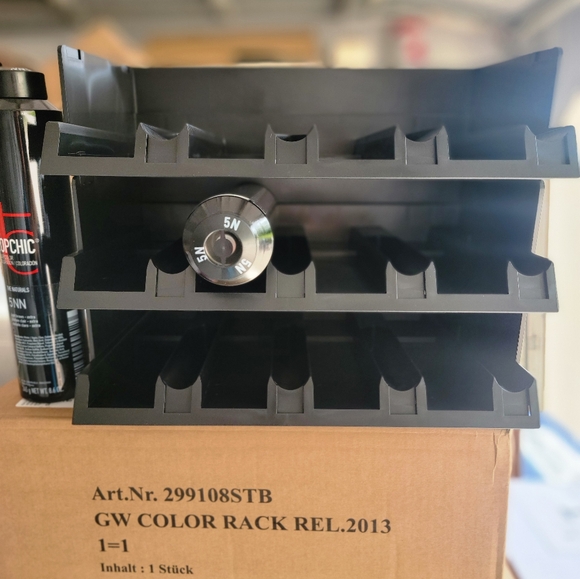 Goldwell Color Rack - Picture 1 of 3